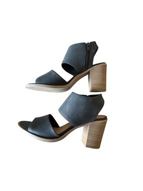 Dolcetta Open Toe Block Heel Sandals Black NIB